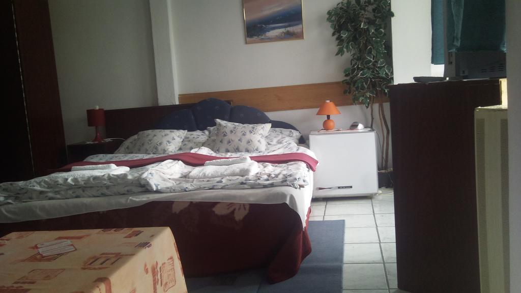 Lillafuered Kapuja Hotel Miskolc Eksteriør billede