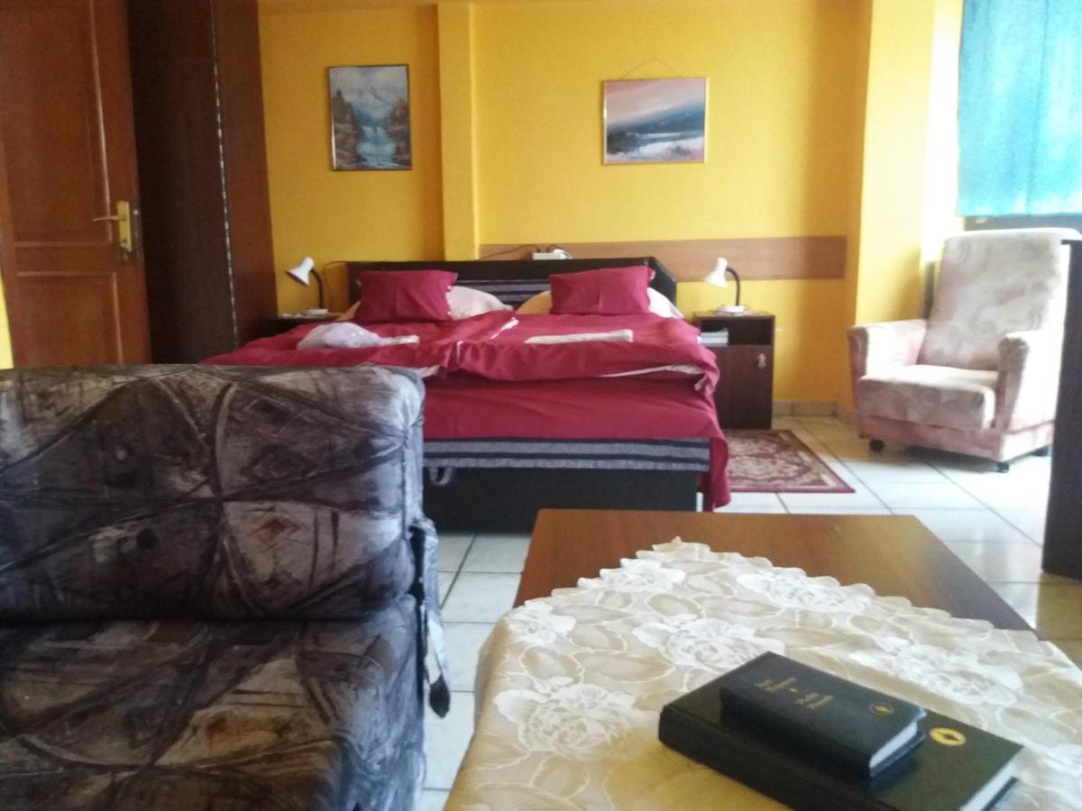 Lillafuered Kapuja Hotel Miskolc Eksteriør billede