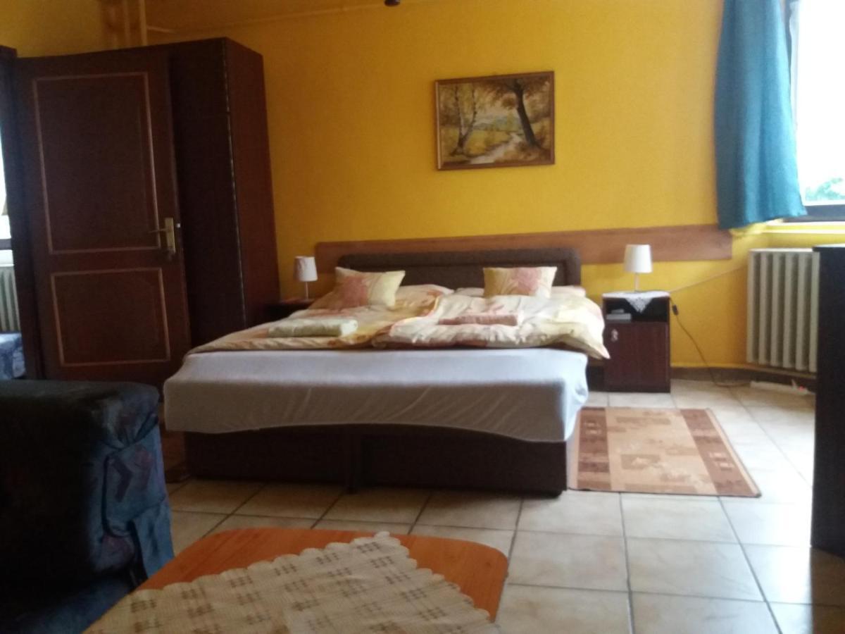 Lillafuered Kapuja Hotel Miskolc Eksteriør billede